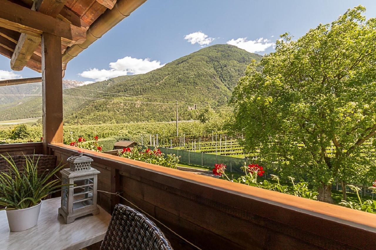 Hotel Montani Morter Екстер'єр фото