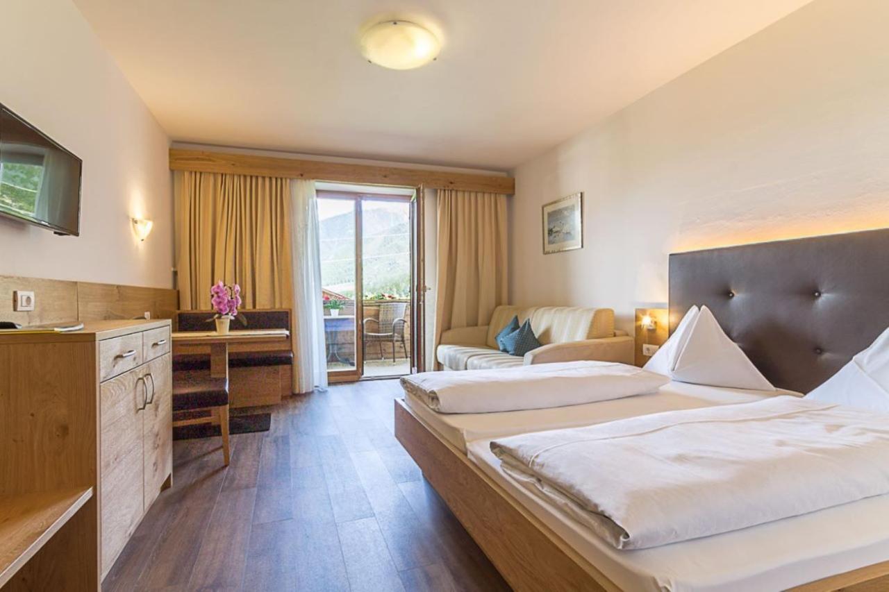 Hotel Montani Morter Екстер'єр фото