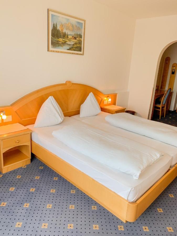 Hotel Montani Morter Екстер'єр фото